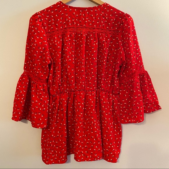 HAYDEN LA - Tiered Red Floral Lace Top - Picture 4 of 10